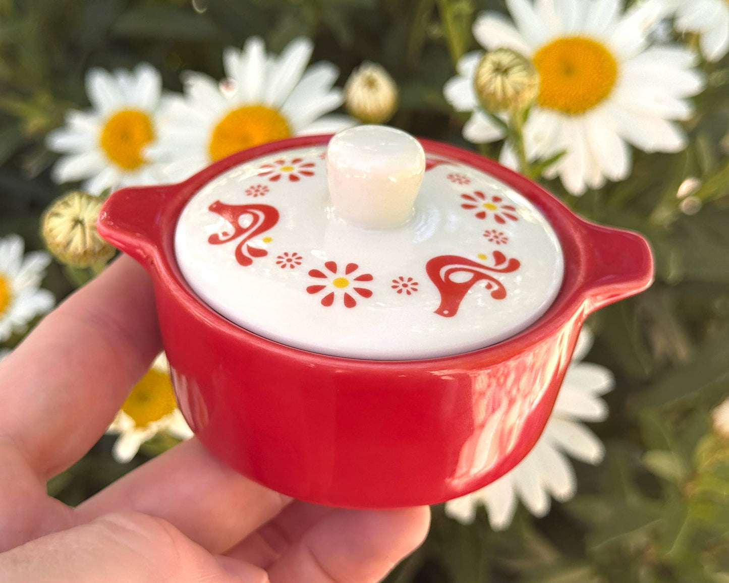 Pyrex-Inspired Friendship Casserole Ceramic Trinket Box